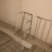 چهارپایه  ، زیر پایی