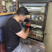 خدمات برق ساختمان و دوربین مداربسته