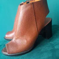 کفش چرم طبیعی از تولیدی به مصرف