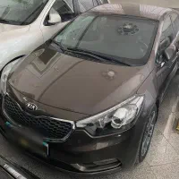 ماشین سواری کیا سراتو