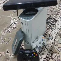 Xbox 360 دو دسته و کینکت