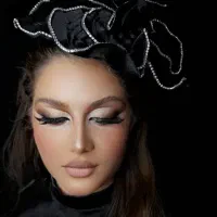 مدل رنگ مو میکاپ شینیون مژه ناخن کوتاهی پاکسازی|خدمات آرایشگری و زیبایی|اصفهان, سرچشمه|دیوار