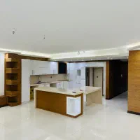 ۲۰۵متر/تاپ لوکیشن/دوپارکینگ*بسیار تمیز و شیک