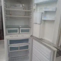 یخچال خانگی بدلیل خریداری یخچال به فروش میرسد