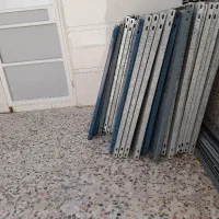 قفسه فلزی همراه با پیچ ومهره