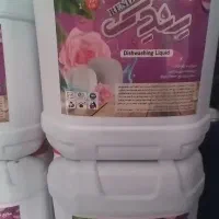 مایع لباسشویی با بهترین قیمت و بهترین کیفیت|مواد شوینده و دستمال کاغذی|دشتابی, |دیوار