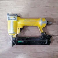 فروش تعدادی لوازم کابینت سازی دریل میخکوب تیغه|ابزارآلات|ایلام, |دیوار