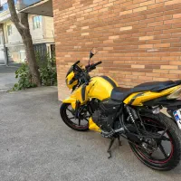 موتور آپاچی 150 مدل 1395 در حد|موتورسیکلت|بروجرد, |دیوار