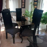 میز ناهار خوری مشکی و نقره ای
