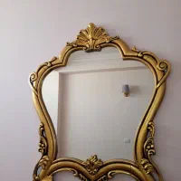 اینه.چوپ.دیواری