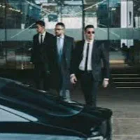 بادیگارد تشریفات ومحافظ شخصی|خدمات پذیرایی، مراسم|لاهیجان, انقلاب|دیوار