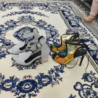 کیف  کفش لباس همه در حد نو با قیمت مناسب