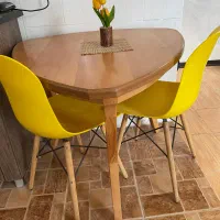 میز نهاری سه نفره