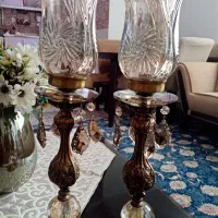 دو عدد چراغ جلو میز کنسول