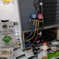 تعمیر انواع یخچال و فریزرهای خانگی و صنعتی(درمحل)