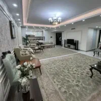 تک واحد/۱۲۱متر /لاکچری/ پارکینگ و انباری /۱۴۰۴