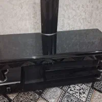میز تلویزیون شیشه ای