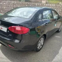 جک j 4 مدل 1403 قابل معاوضه