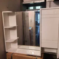 اینه و باکس pvc سرویس بهداشتی در حد نو