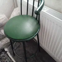 صندلی فلزی سالم