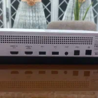 ایکس باکس وان اس|کنسول، بازی ویدئویی و آنلاین|فردیس, منظریه|دیوار