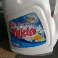 مایع ظرف شویی یکتا 4لیتری و رب چین چین 800گرم