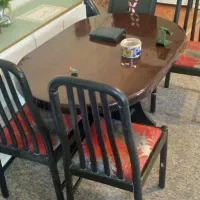 میز غذاخوری تخت خواب