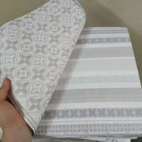کاغذ ساندویچی و چعبه پیتزا