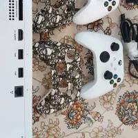 Xbox seri S فوق العاده تمیز نو نوی نو|کنسول، بازی ویدئویی و آنلاین|مشهد, اقبال|دیوار