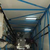 منشی دفتر آسانسور