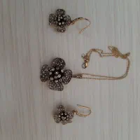 گردنبند و گوشواره (نیم ست) بدلیجات