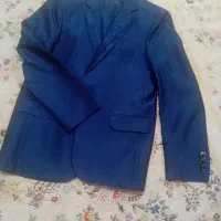 کت و شلوار مردانه و پیراهن سفید