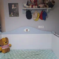 تخت وکمدبچه گانه