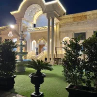 تالار عمارت پنج ستاره فانوس