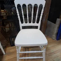 اجاره انوع صندلی و میز