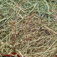 فروش یک خاور یونجه خشک انباری میاندوآب