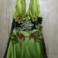 پیراهن مجلسی|لباس|قرچک, زیبا شهر|دیوار