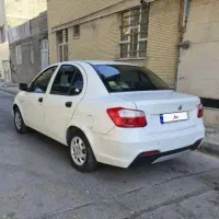 ساینا s کم کار ۴۰۱ تک برگ سند لاکاغذی نقدیا معاوضه|خودرو سواری و وانت|مشهد, امام رضا (ع)|دیوار