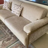 مبل راحتی چهارنفر دست دوم نو و‌ جدید.تخت خواب شو|مبلمان خانگی و میز عسلی|قم, سالاریه|دیوار