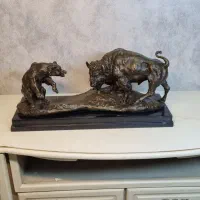 مجسمه برنزی نبرد خرس وگاو|مجسمه، تندیس، ماکت|تهران, فردوسی|دیوار