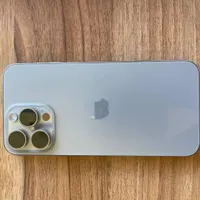 اپل iPhone 15 Pro Max با حافظهٔ ۲۵۶ گیگابایت