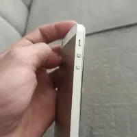 اپل iPhone 5s با حافظهٔ ۶۴ گیگابایت|موبایل|سمنان, |دیوار