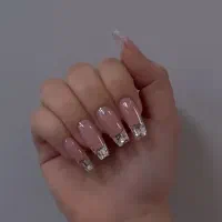 تخفیف ویژه آموزش و خدمات کاشت ناخن و پدیکور