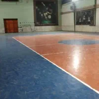 بازیکن فوتسال یا فوتبال
