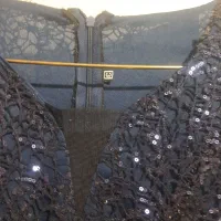 لباس مجلسی|لباس|شهریار, شهریار|دیوار