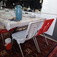 میز ۴ نفره پلاستیکی