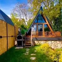 سازه-های-چوبی-تریبلکس-در-یک-مجموعه-انحصاری