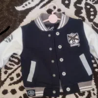 تعدادی لباس کودک