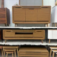 میز‌تیوی‌روکش‌مخمل