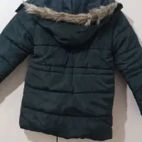 کاپشن کاملا سالم خز دار|کفش و لباس بچه|رشت, پیرکلاچای|دیوار